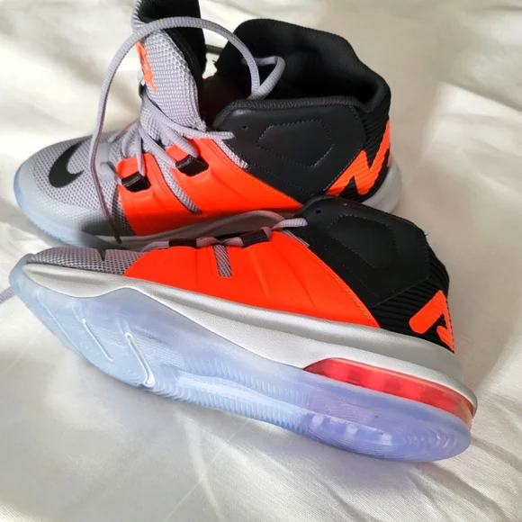 NIKE. AIR MAX./ UNUSED. NEW!! ️ - Picture 4 of 9